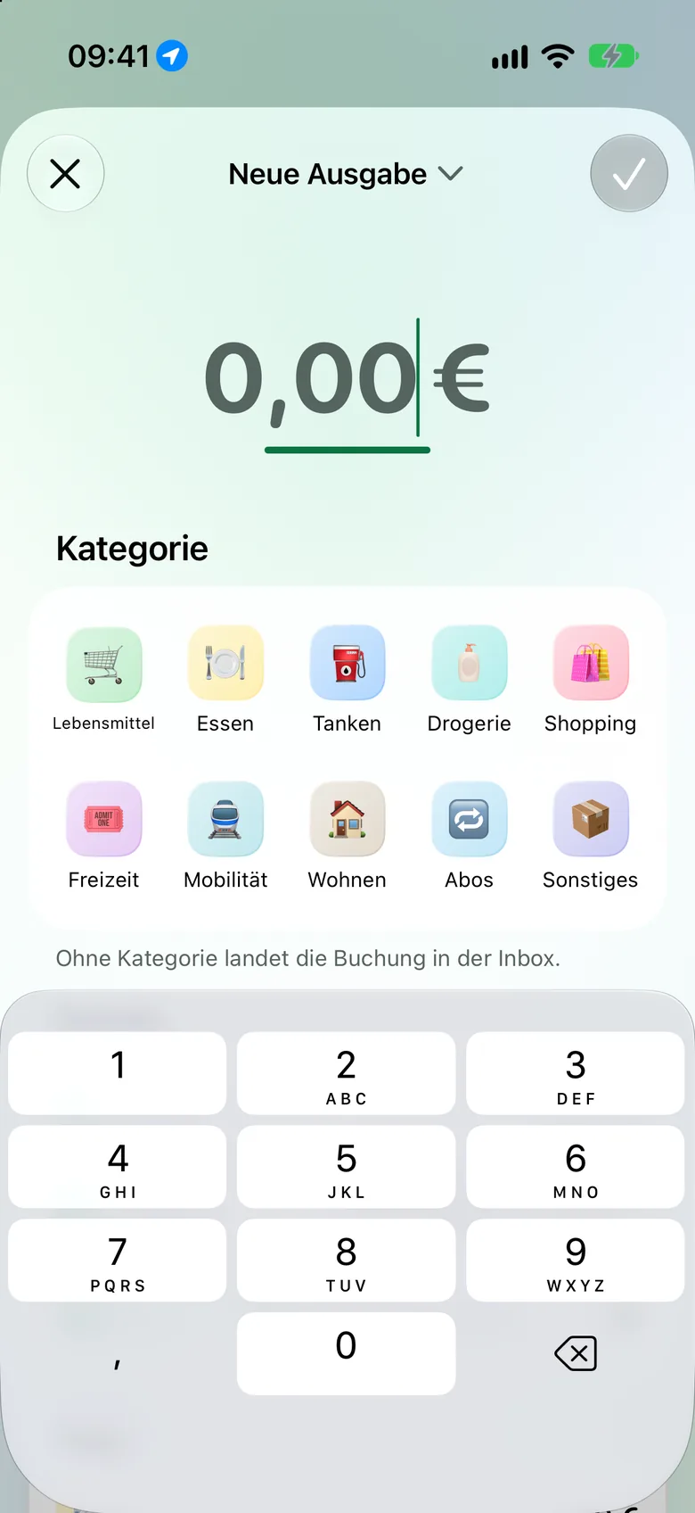 Neue Ausgabe erfassen: Betragsfeld, Kategorien als Kacheln und Ziffernblock.